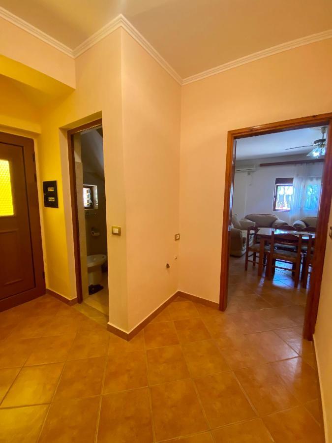 Family Apartments Sarande Ngoại thất bức ảnh