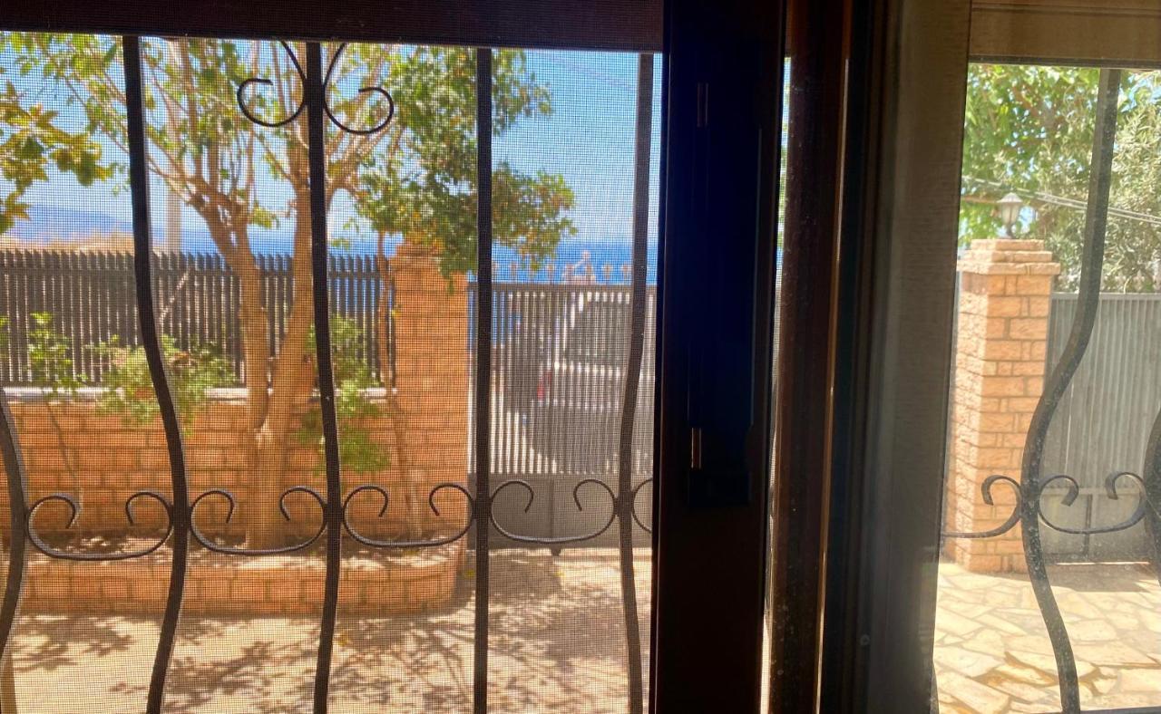 Family Apartments Sarande Ngoại thất bức ảnh