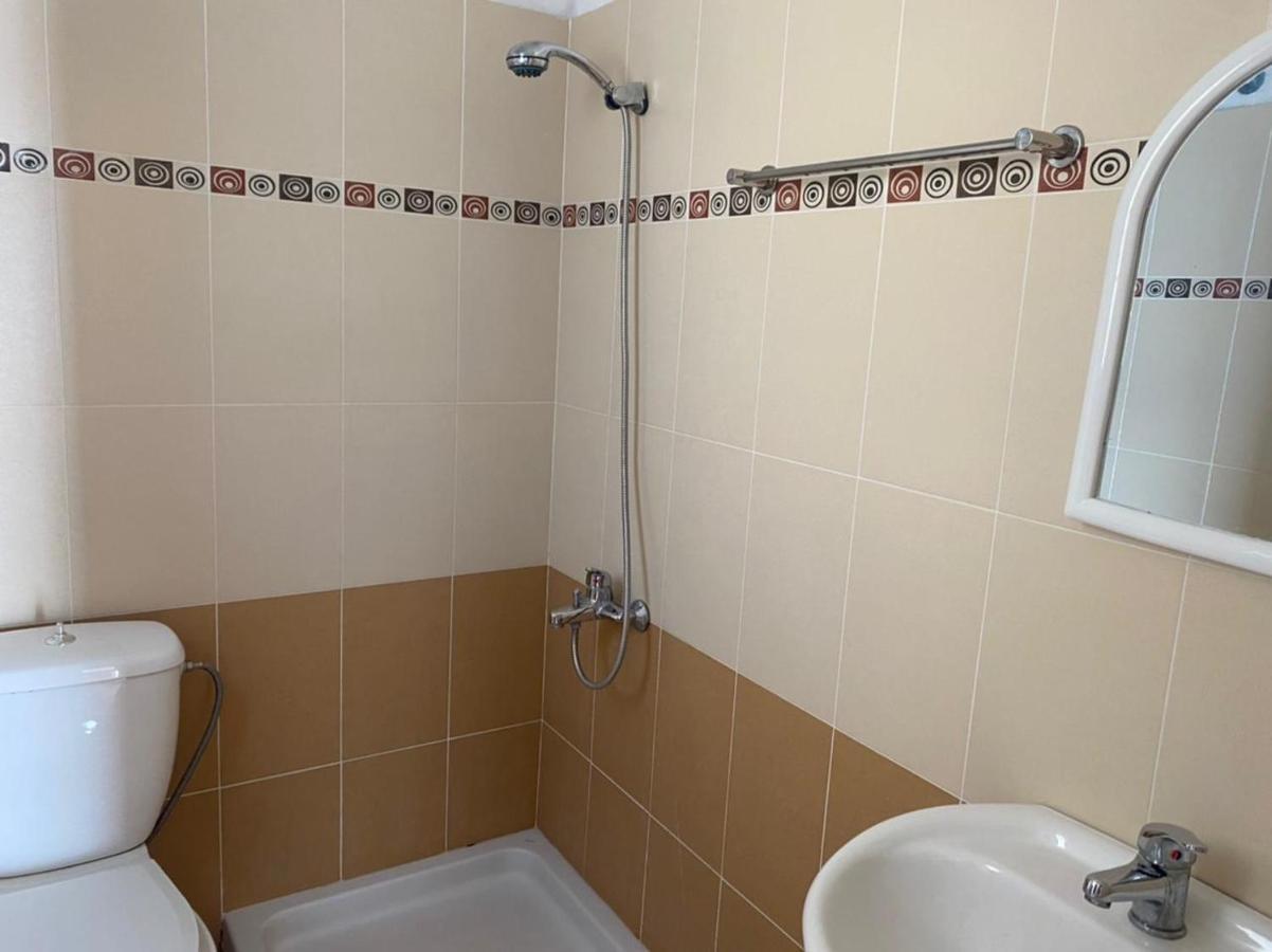 Family Apartments Sarande Ngoại thất bức ảnh